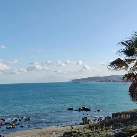 Frontline Apartment, La Perla De La Bahia, Bahia De - Estepona Casares