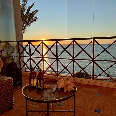 Frontline Apartment, La Perla De La Bahia, Bahia De - Estepona