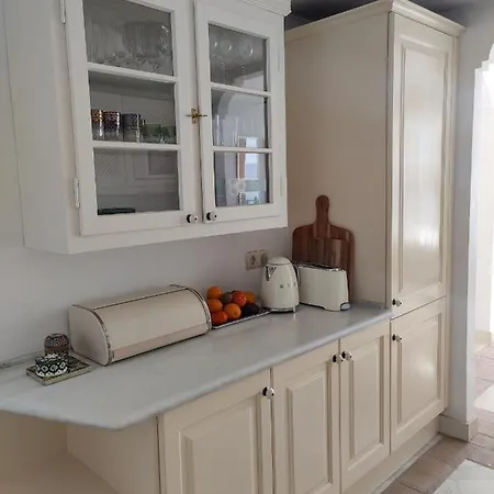 Frontline Apartment, La Perla De La Bahia, Bahia De - Estepona Διαμέρισμα Casares