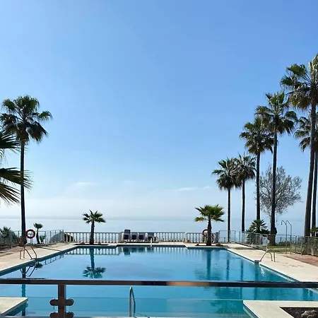 Frontline Apartment, La Perla De La Bahia, Bahia De - Estepona *