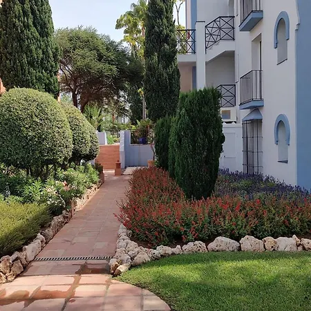 Frontline Apartment, La Perla De La Bahia, Bahia De - Estepona Casares